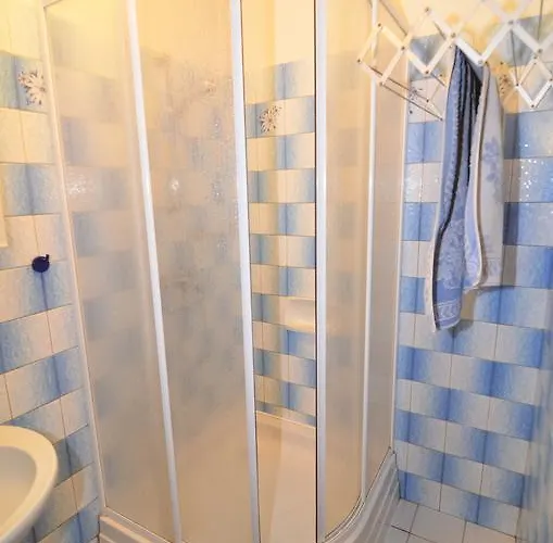 Braun Apartment *